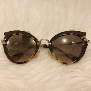 Miu Miu sunglasses 💯 authentic NWT